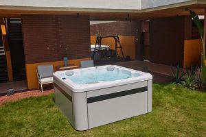 Spa Tub