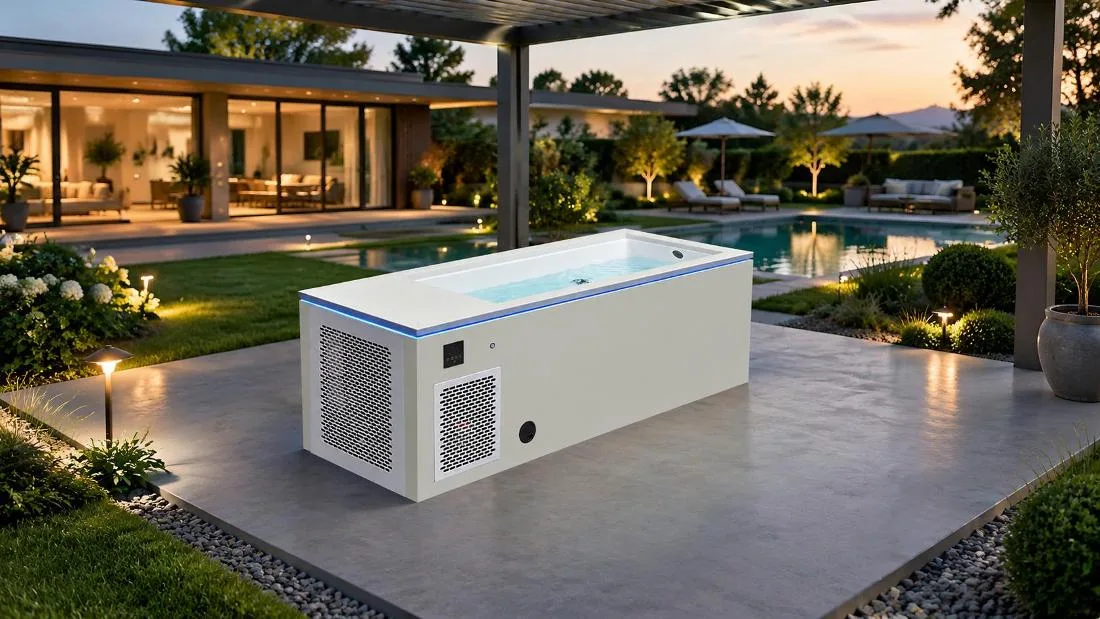 Residential Outdoor Cold Plunge Installation Outdoor lifestyle application scene showing the OF-CP01 cold plunge tub installed on a modern residential backyard patio