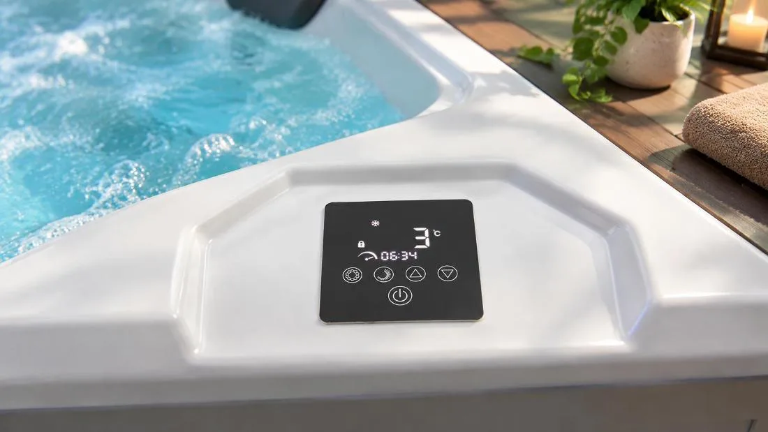Digital Touchscreen Plunge Controller Close-up of the integrated digital touchscreen control panel displaying water temperature and operational timer