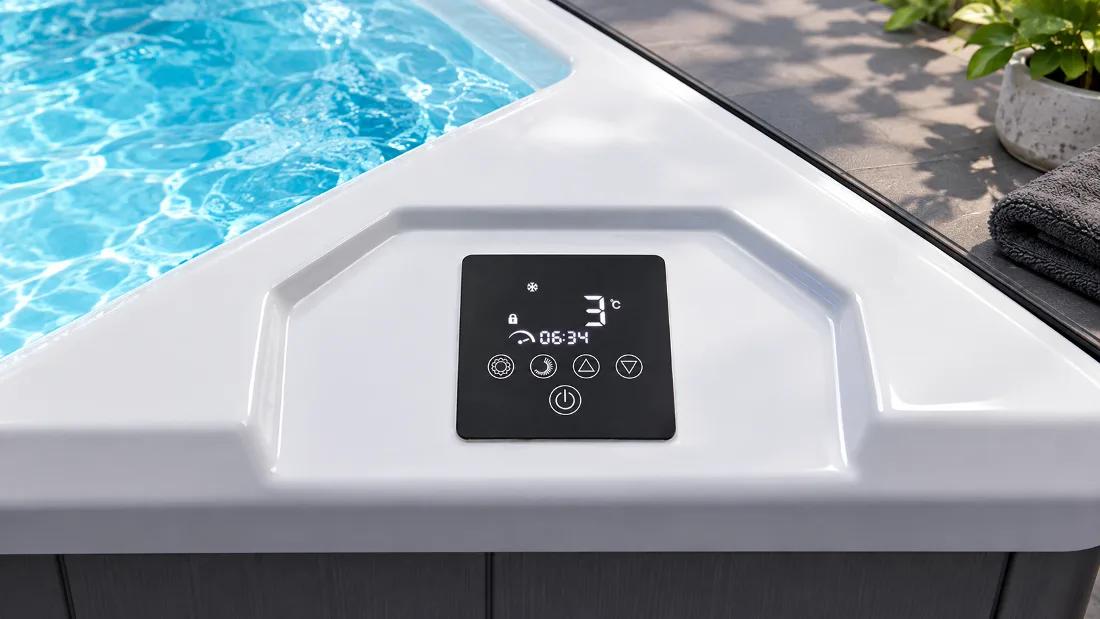 OF-CP01 Digital Touchscreen Control Panel Close-up view of the digital touchscreen control panel on the OF-CP01 tub ledge showing 3°C and timer settings